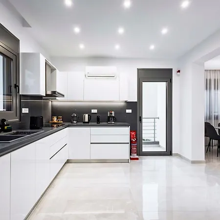 Ramo Luxury * Kremastí