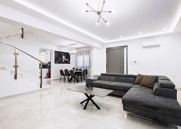 Villa Ramo Luxury *
