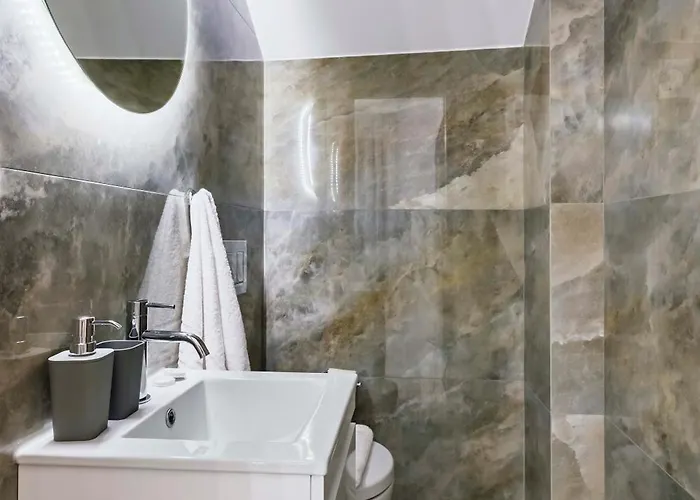 Ramo Luxury Kremastí